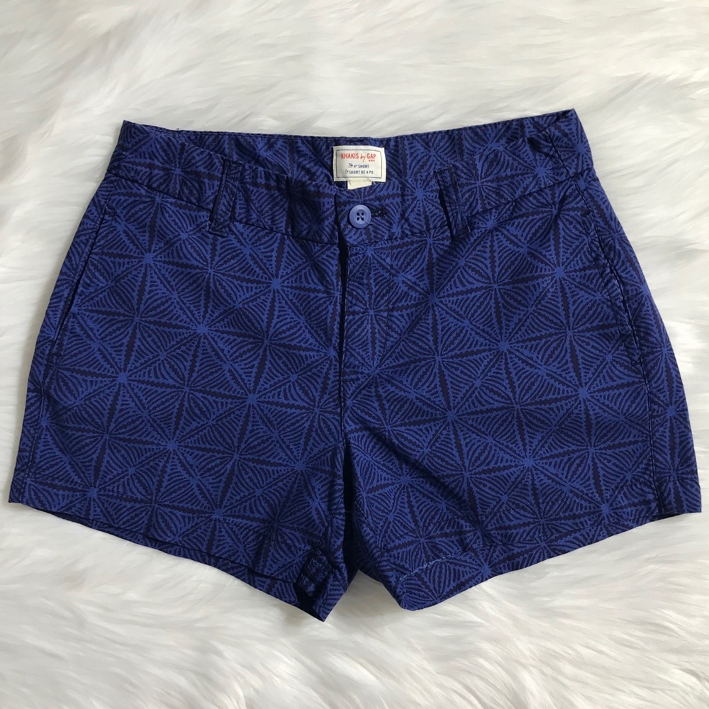 Gap Fabric shorts 💙 khakis by gap